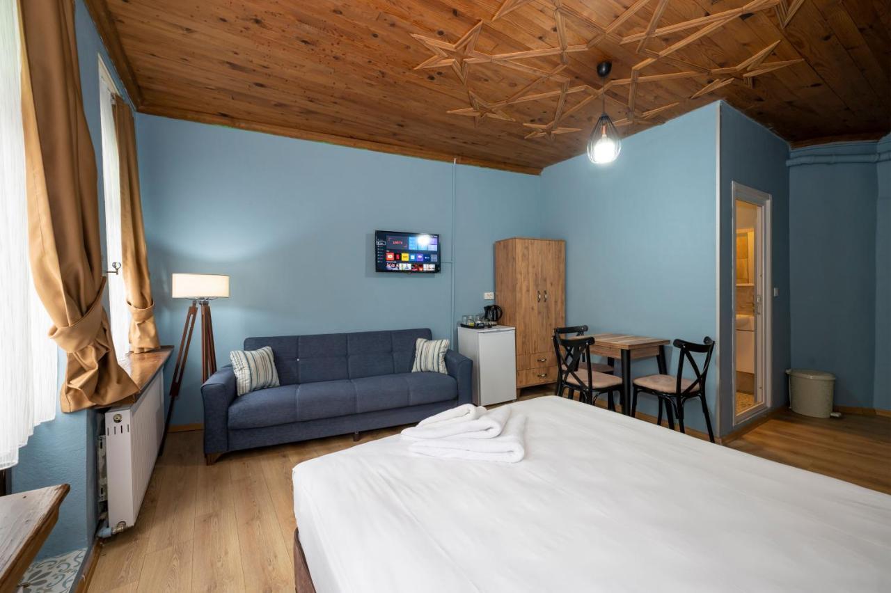 Taksim Antique Hotel Истанбул Екстериор снимка