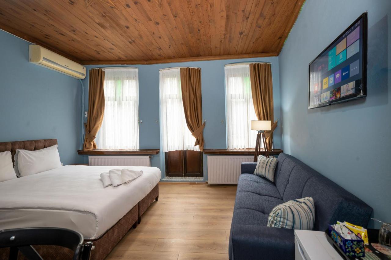 Taksim Antique Hotel Истанбул Екстериор снимка