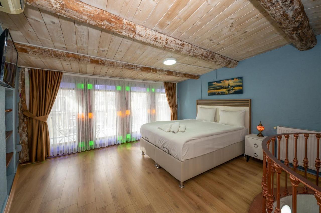 Taksim Antique Hotel Истанбул Екстериор снимка