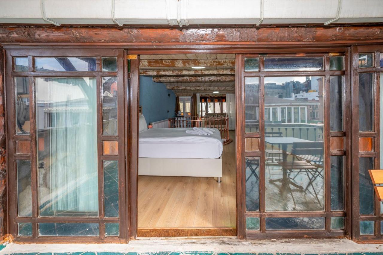 Taksim Antique Hotel Истанбул Екстериор снимка