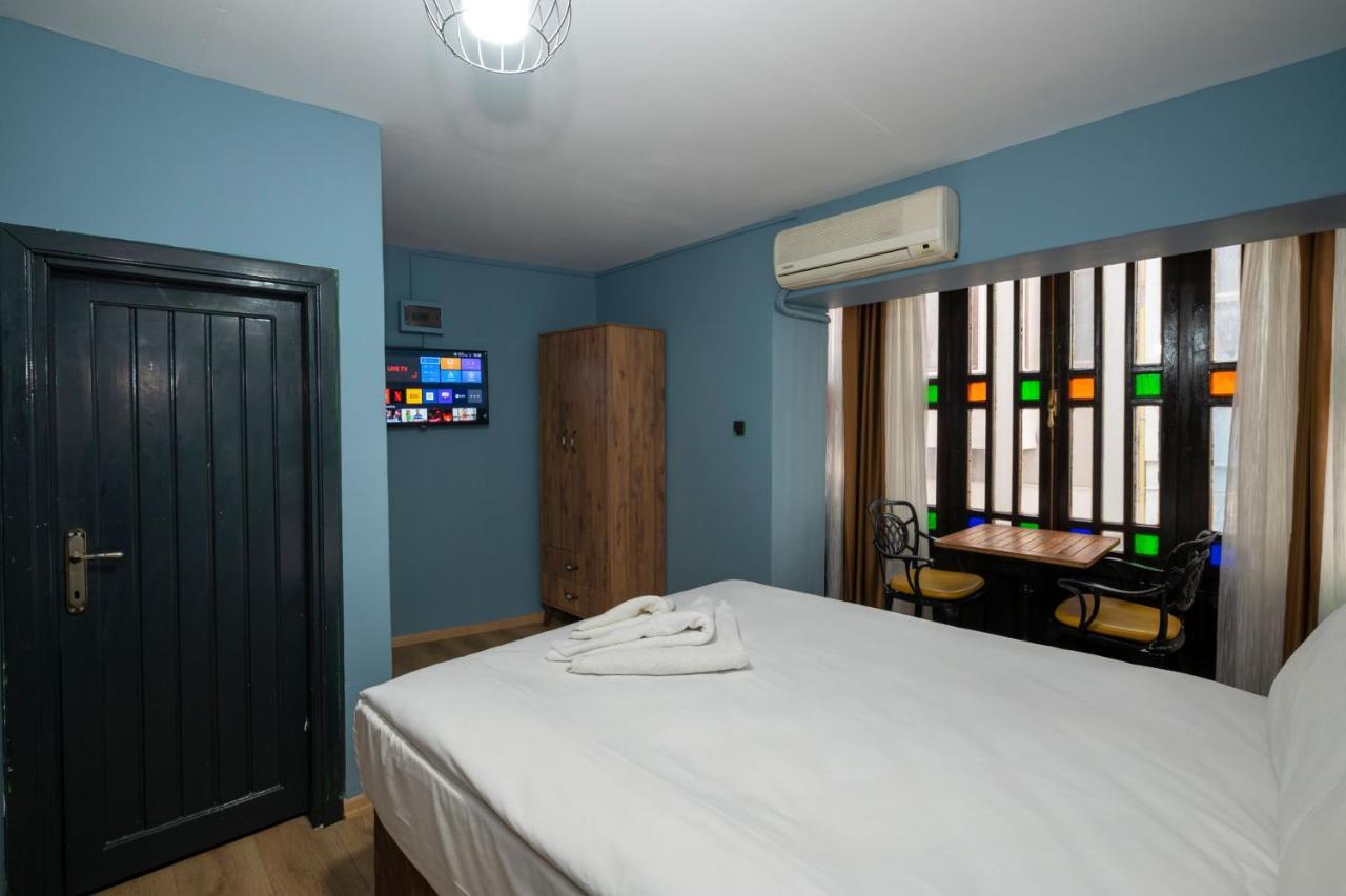 Taksim Antique Hotel Истанбул Екстериор снимка
