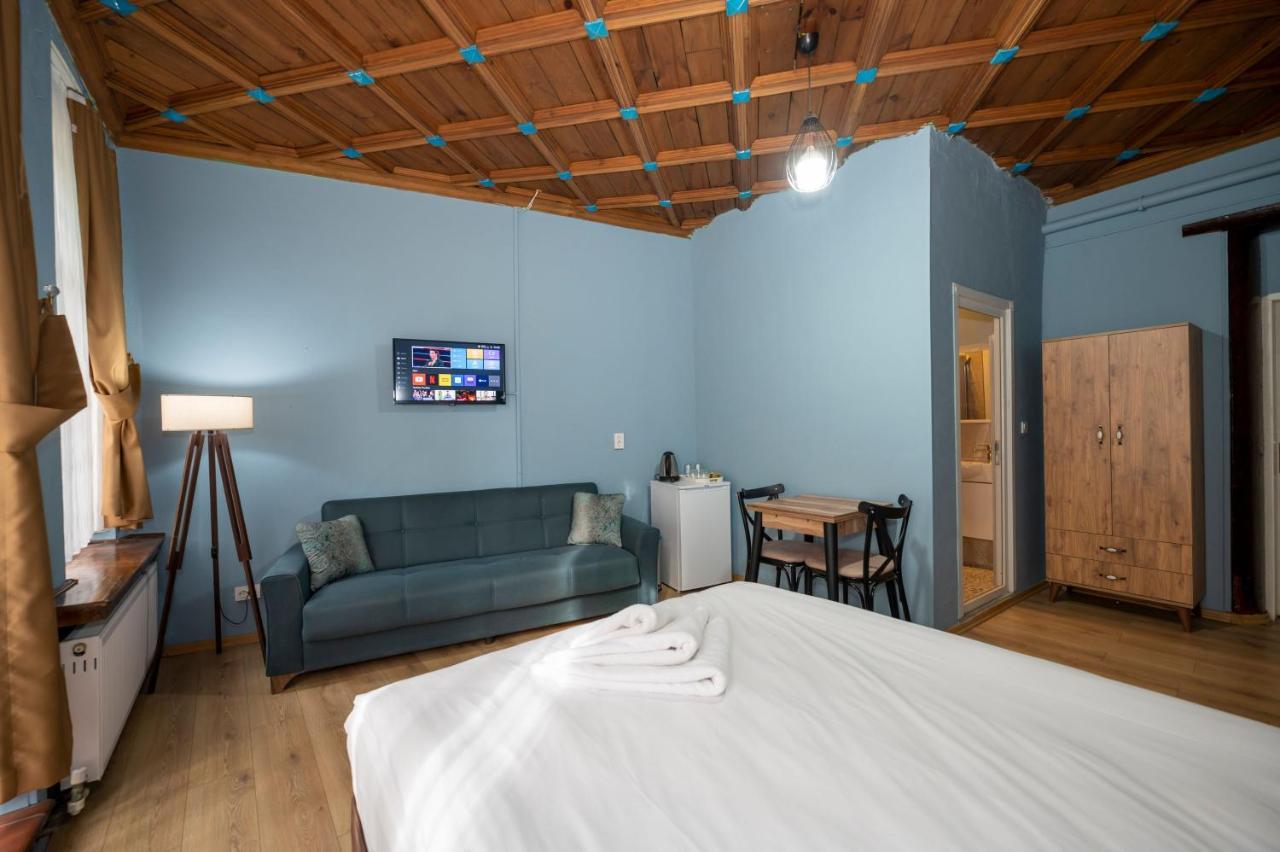 Taksim Antique Hotel Истанбул Екстериор снимка