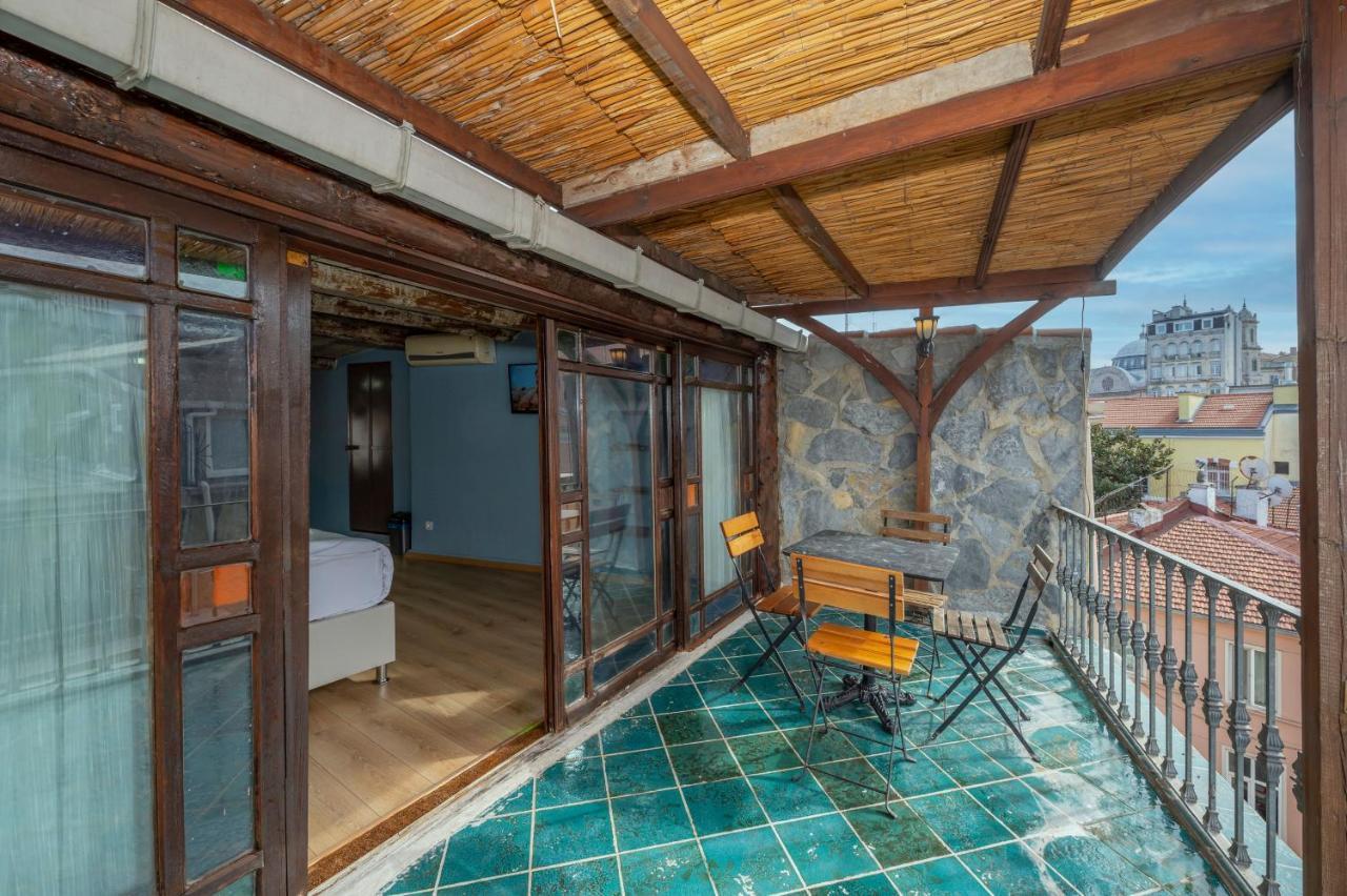 Taksim Antique Hotel Истанбул Екстериор снимка