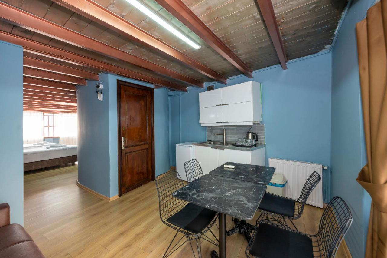 Taksim Antique Hotel Истанбул Екстериор снимка