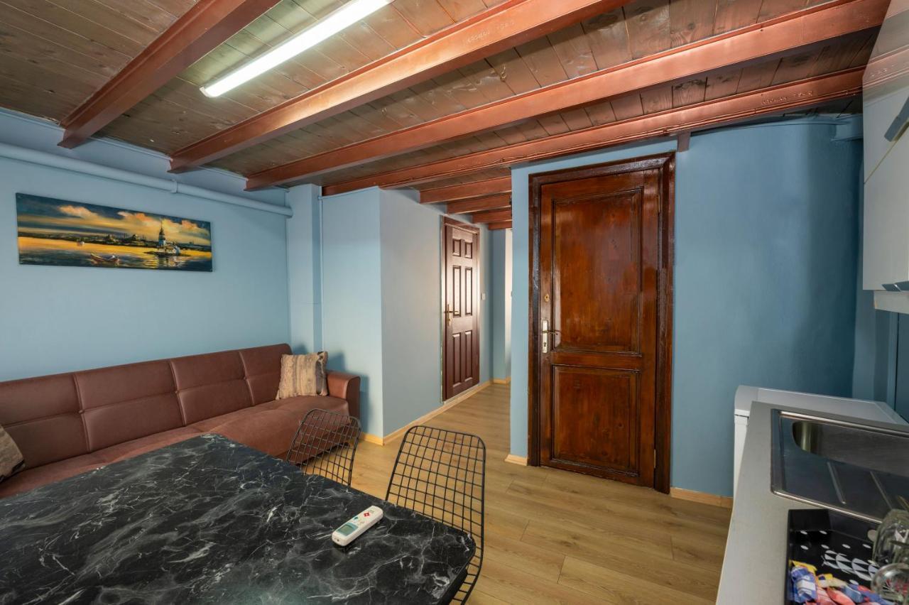 Taksim Antique Hotel Истанбул Екстериор снимка