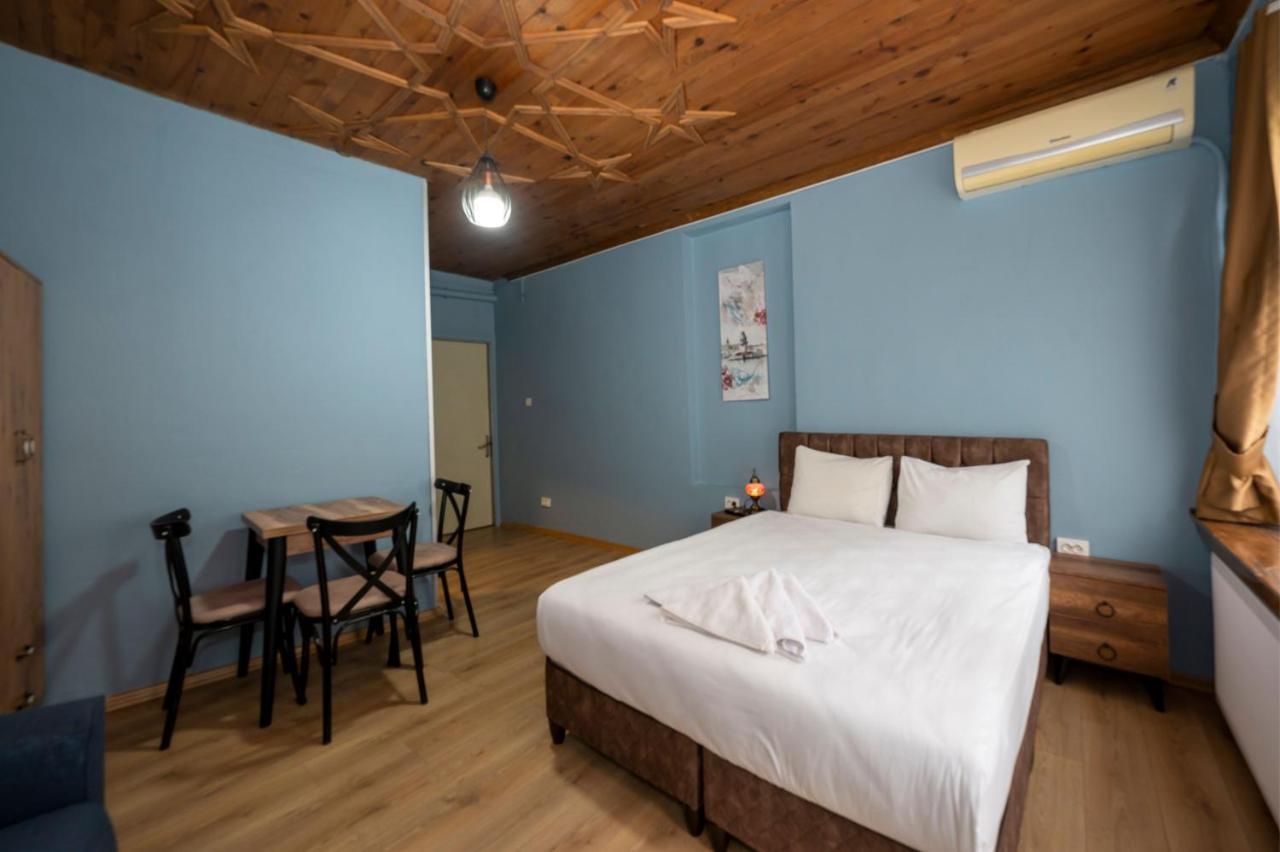 Taksim Antique Hotel Истанбул Екстериор снимка